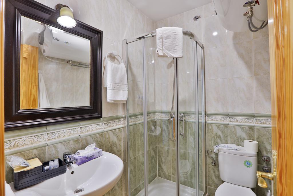 Apartamentos Castillo Cazorla Luaran gambar